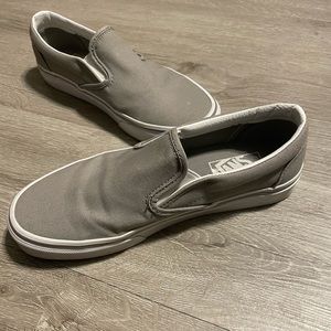 Classic Slip on light grey Vans